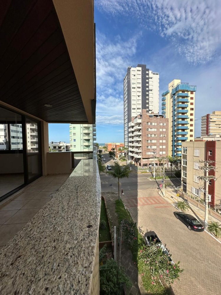 Apartamento - Venda - Predial - Torres - RS